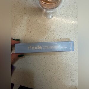 Rhose Sugar Berry Lip Treatment. 💙⚡️